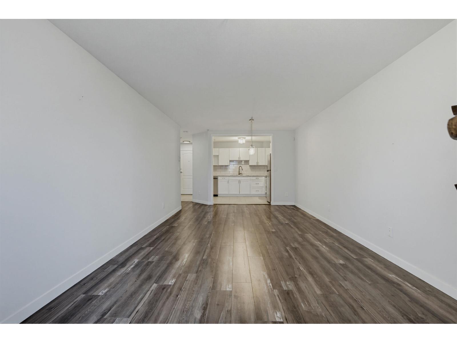 207 5759 GLOVER ROAD, Langley