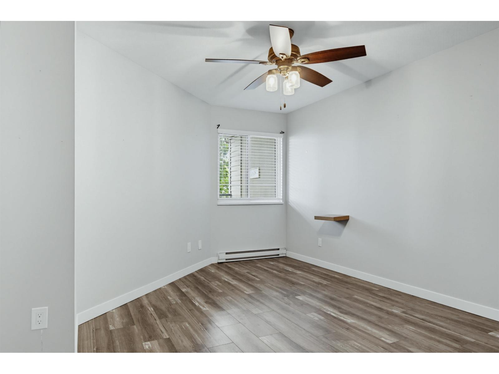 207 5759 GLOVER ROAD, Langley