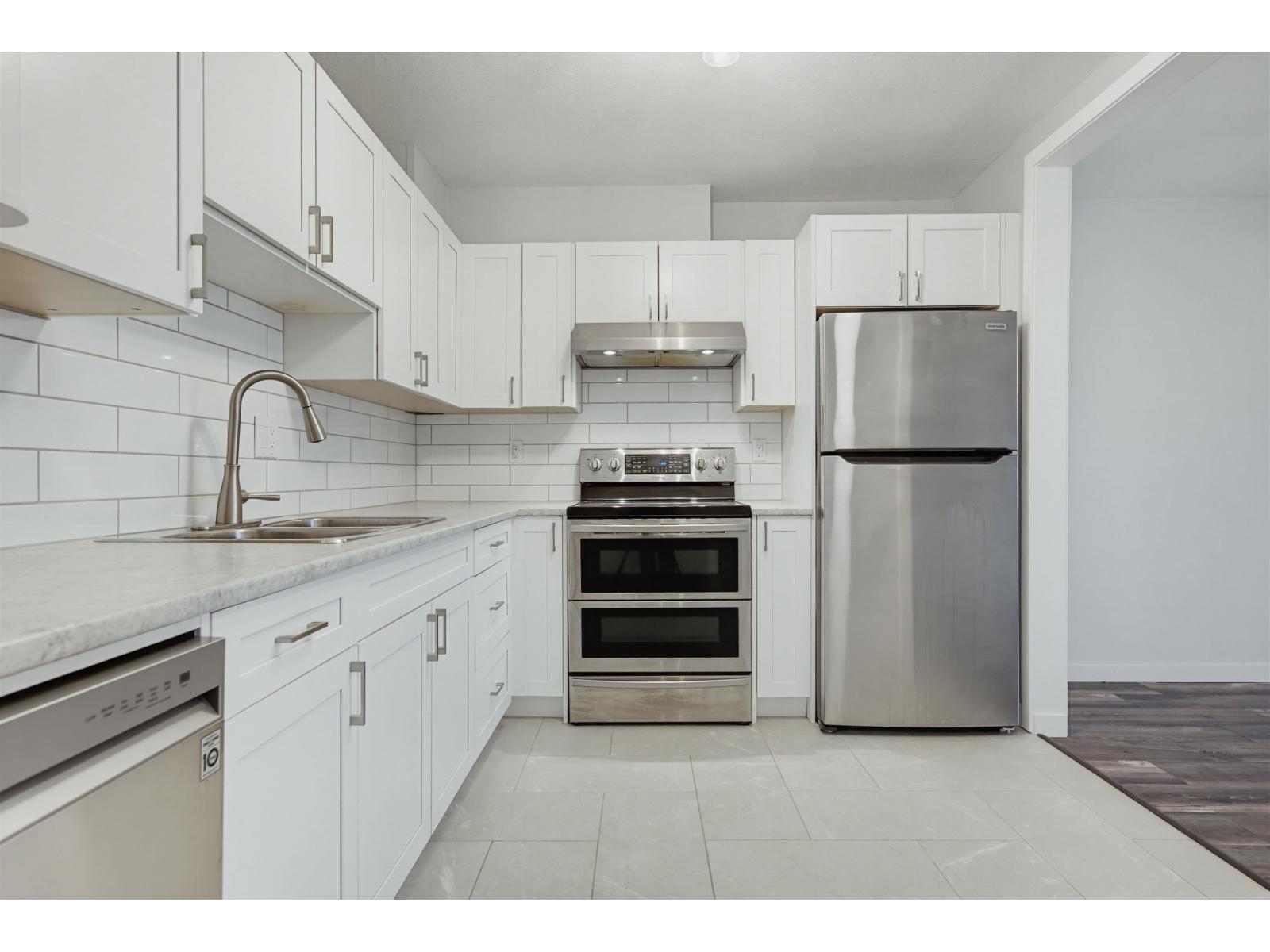 207 5759 GLOVER ROAD, Langley