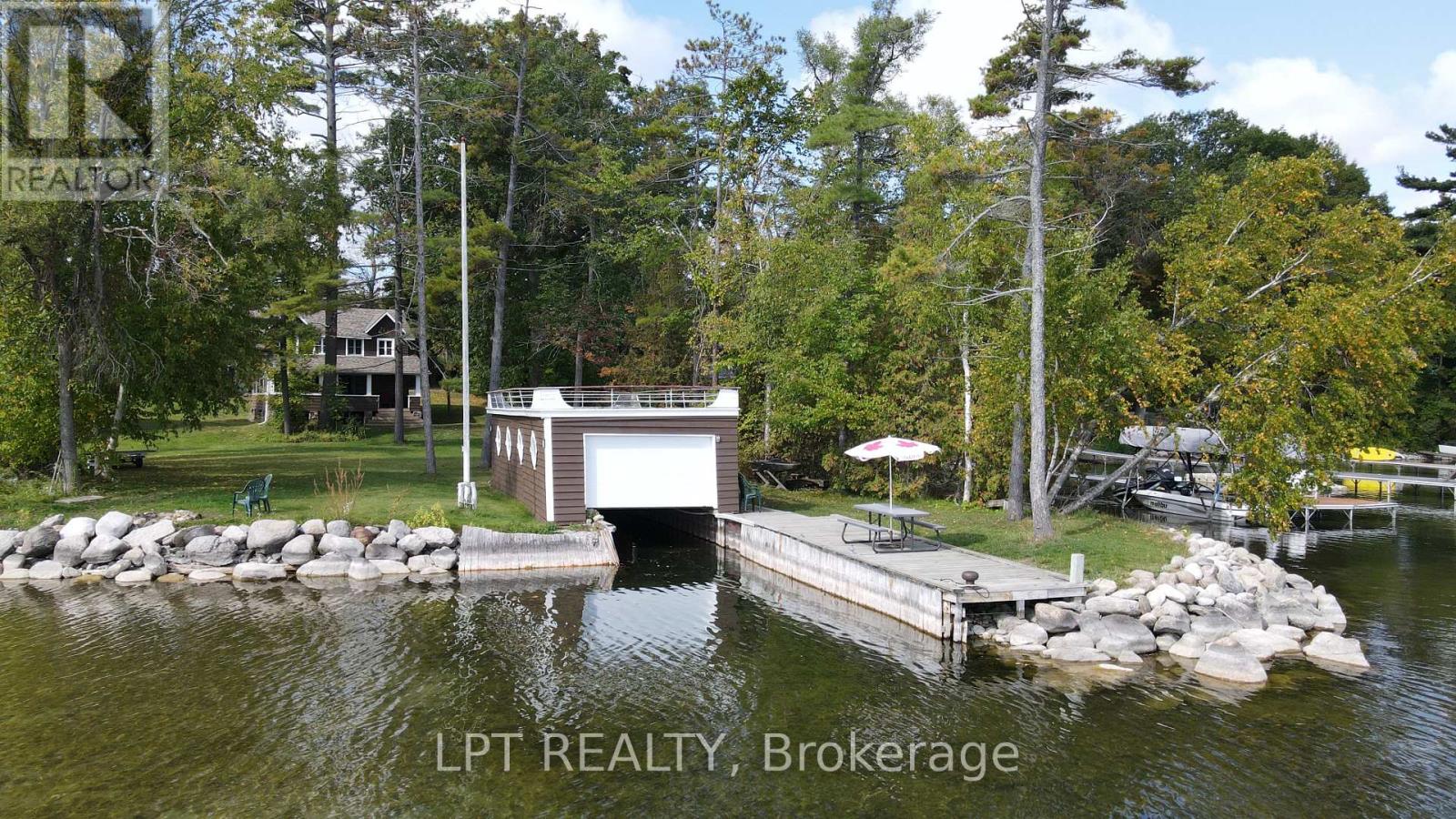 1764 BAY PARK ROAD - 27