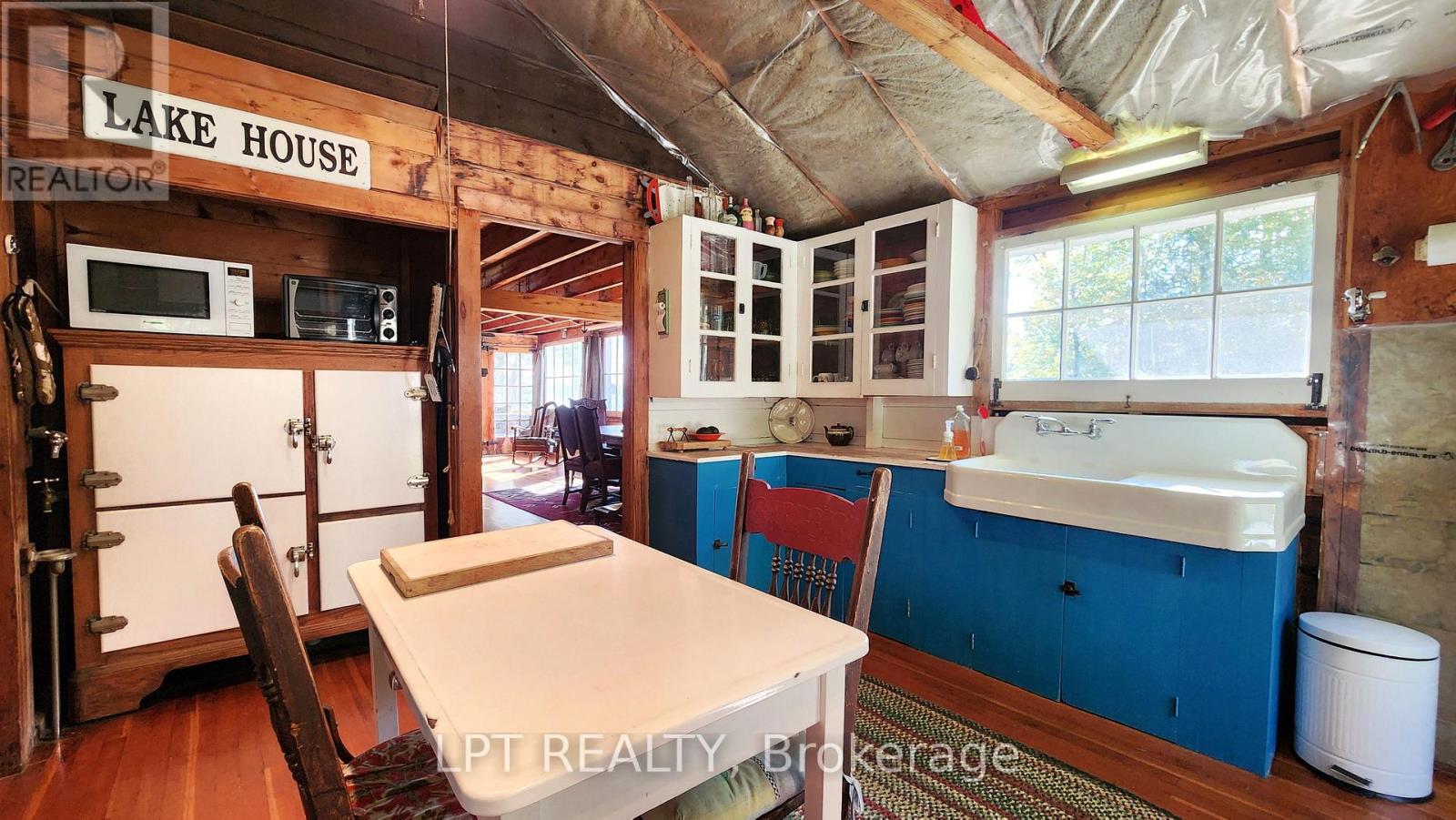1764 BAY PARK ROAD - 7