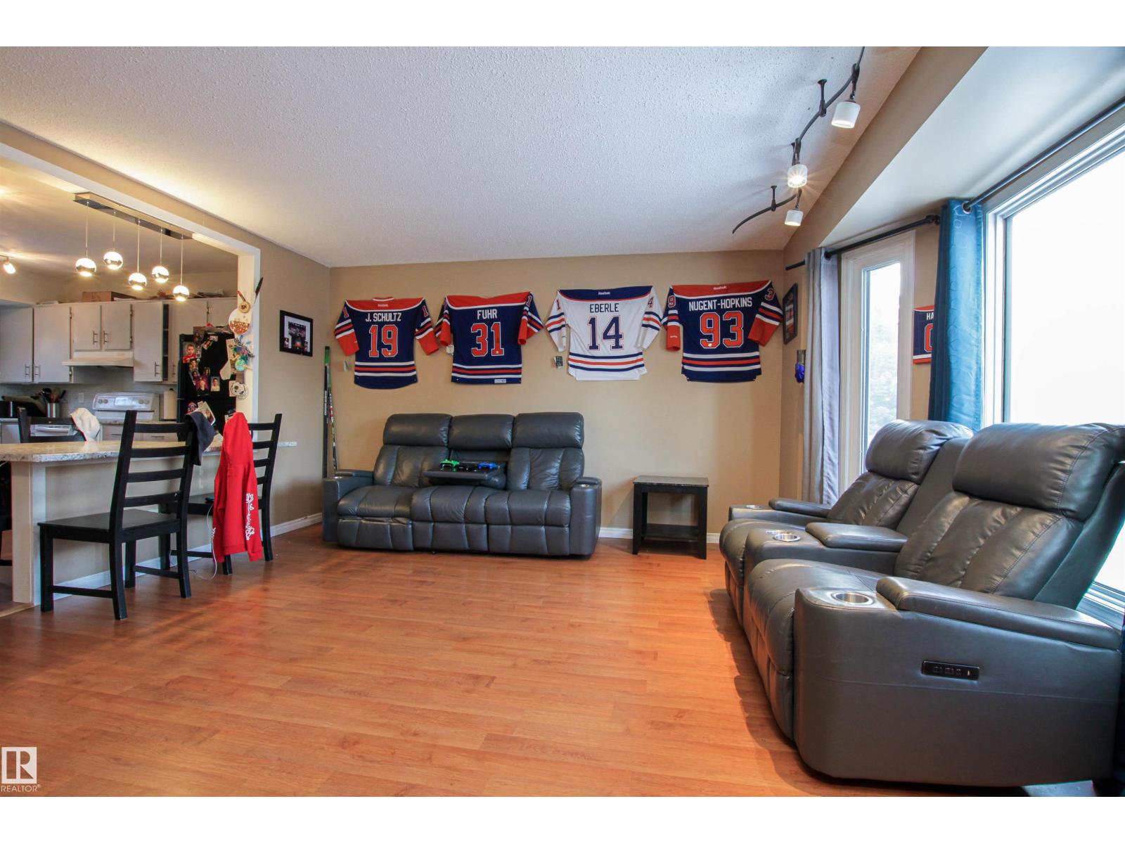 2415 49A ST NW - photo 2