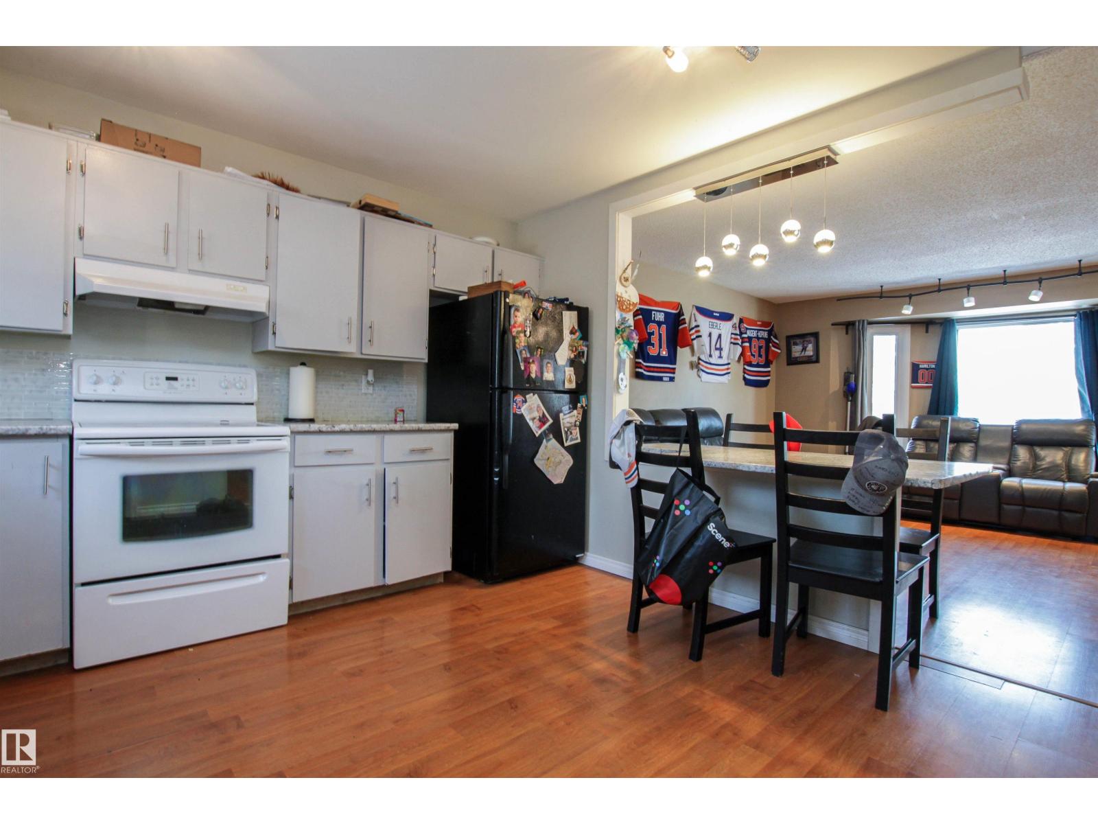 2415 49A ST NW — photo 7