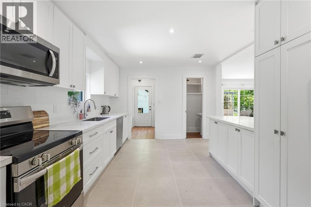 6123 GUELPH Line - 11