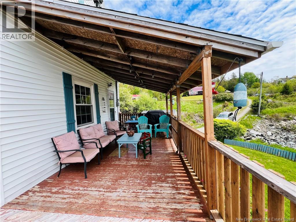 30 Stover Road - 32