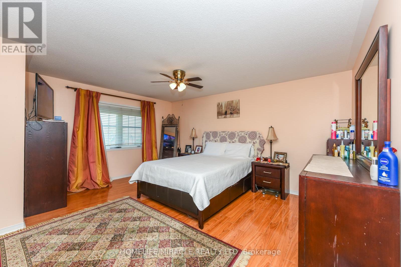 23 ROUNDSTONE DRIVE - 27