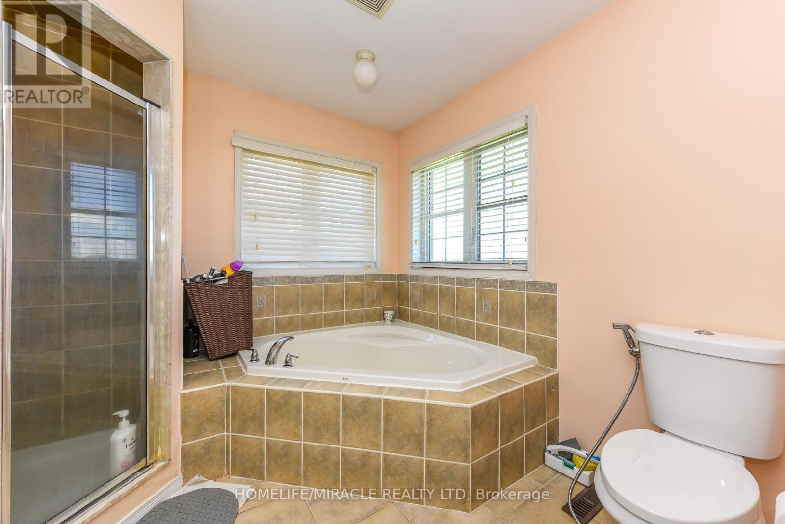 23 ROUNDSTONE DRIVE - 31