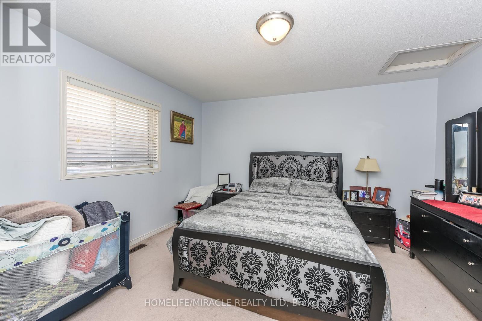 23 ROUNDSTONE DRIVE - 26
