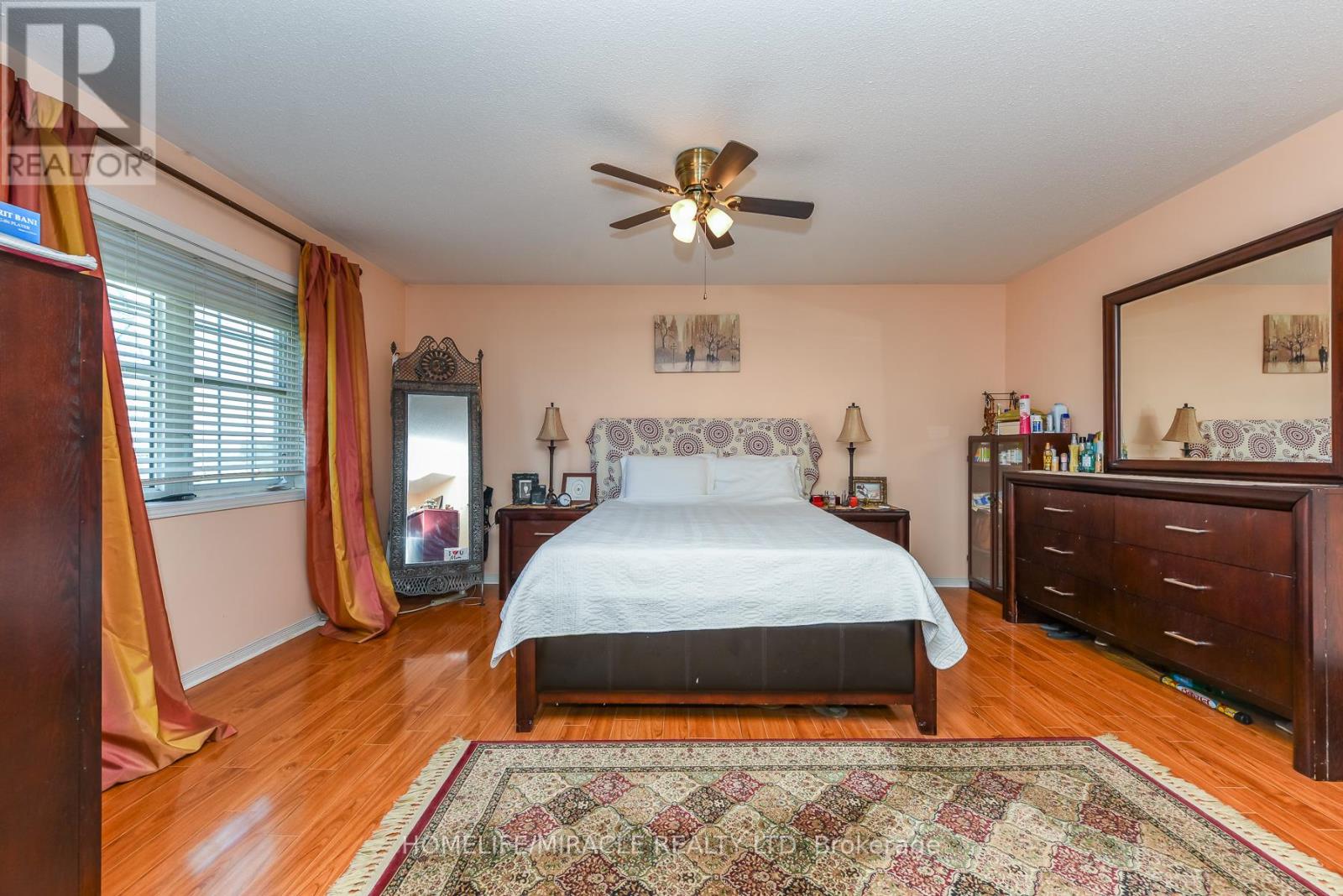 23 ROUNDSTONE DRIVE - 28