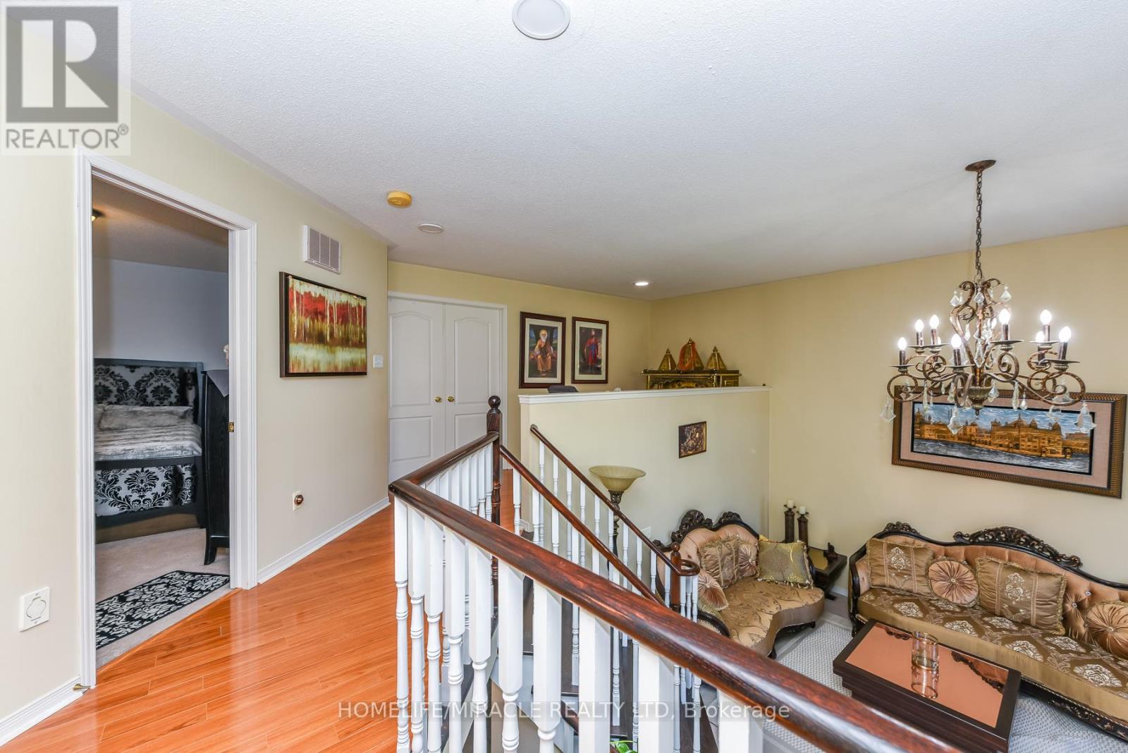 23 ROUNDSTONE DRIVE - 30