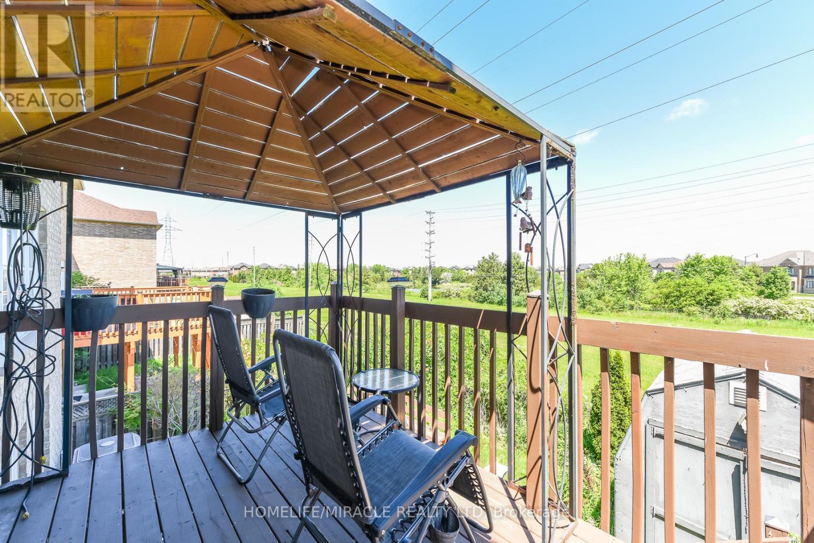 23 ROUNDSTONE DRIVE - 36
