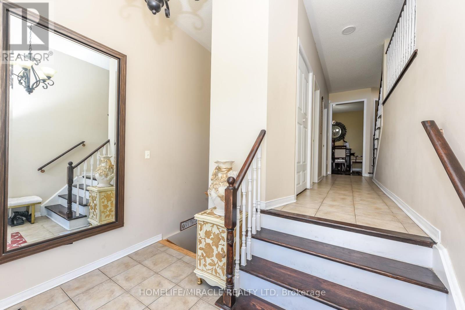 23 ROUNDSTONE DRIVE - 5
