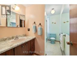 2 Henry Street, Mckellar, ON P0G1C0 Photo 27