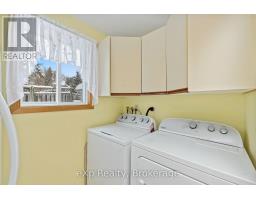 Kitchen - 2 Henry Street, Mckellar, ON P0G1C0 Photo 7