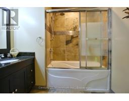 25 Berkely Street, Wasaga Beach, ON L9Z2N6 Photo 32