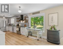 Family room - 1 Crescent Street, South Bruce Peninsula, ON N0H2T0 Photo 11