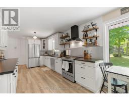 1 Crescent Street, South Bruce Peninsula, ON N0H2T0 Photo 14