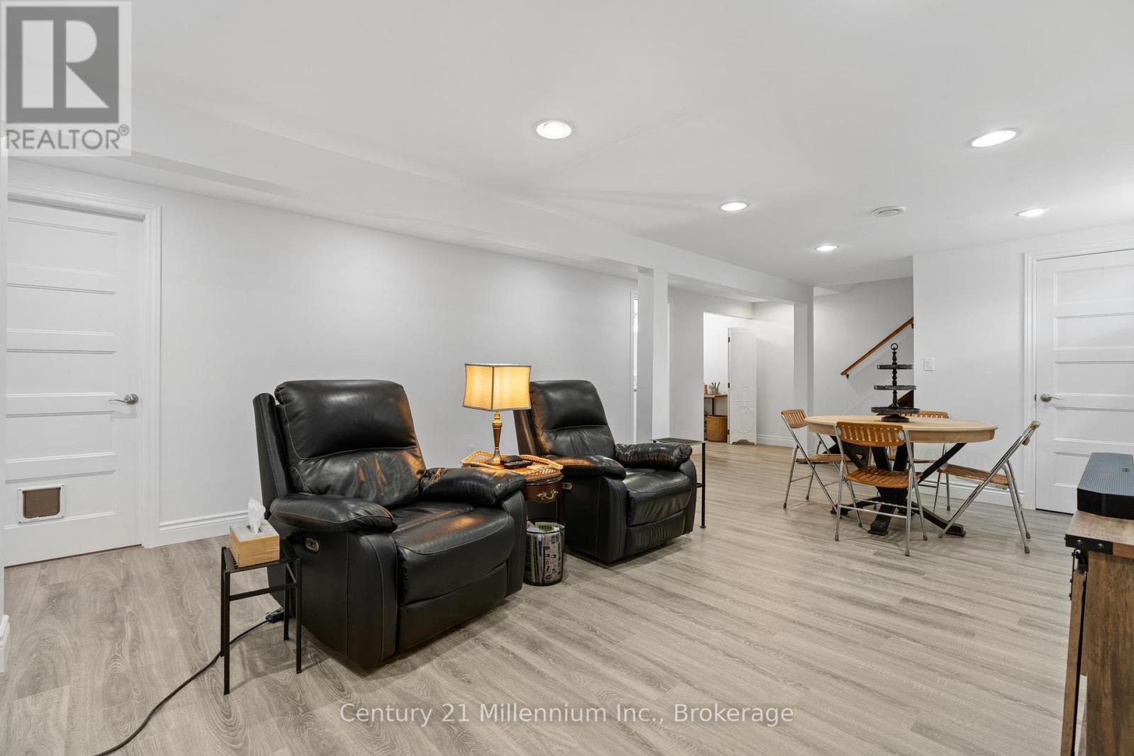 1 CRESCENT STREET - 24