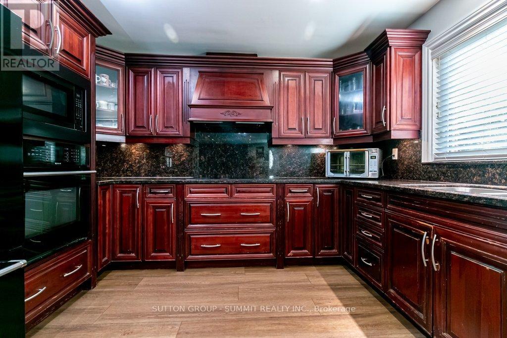 3739 ST. LAURENT COURT - 11