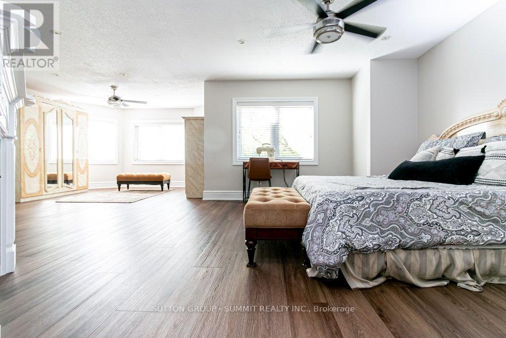 3739 ST. LAURENT COURT - 20