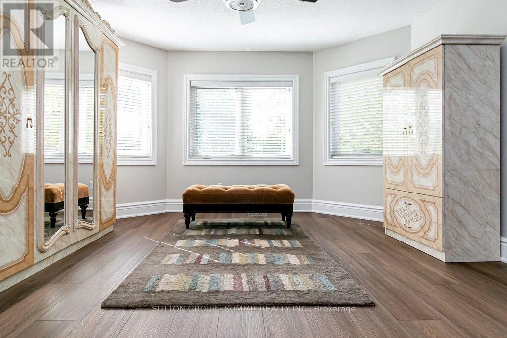 3739 ST. LAURENT COURT - 22