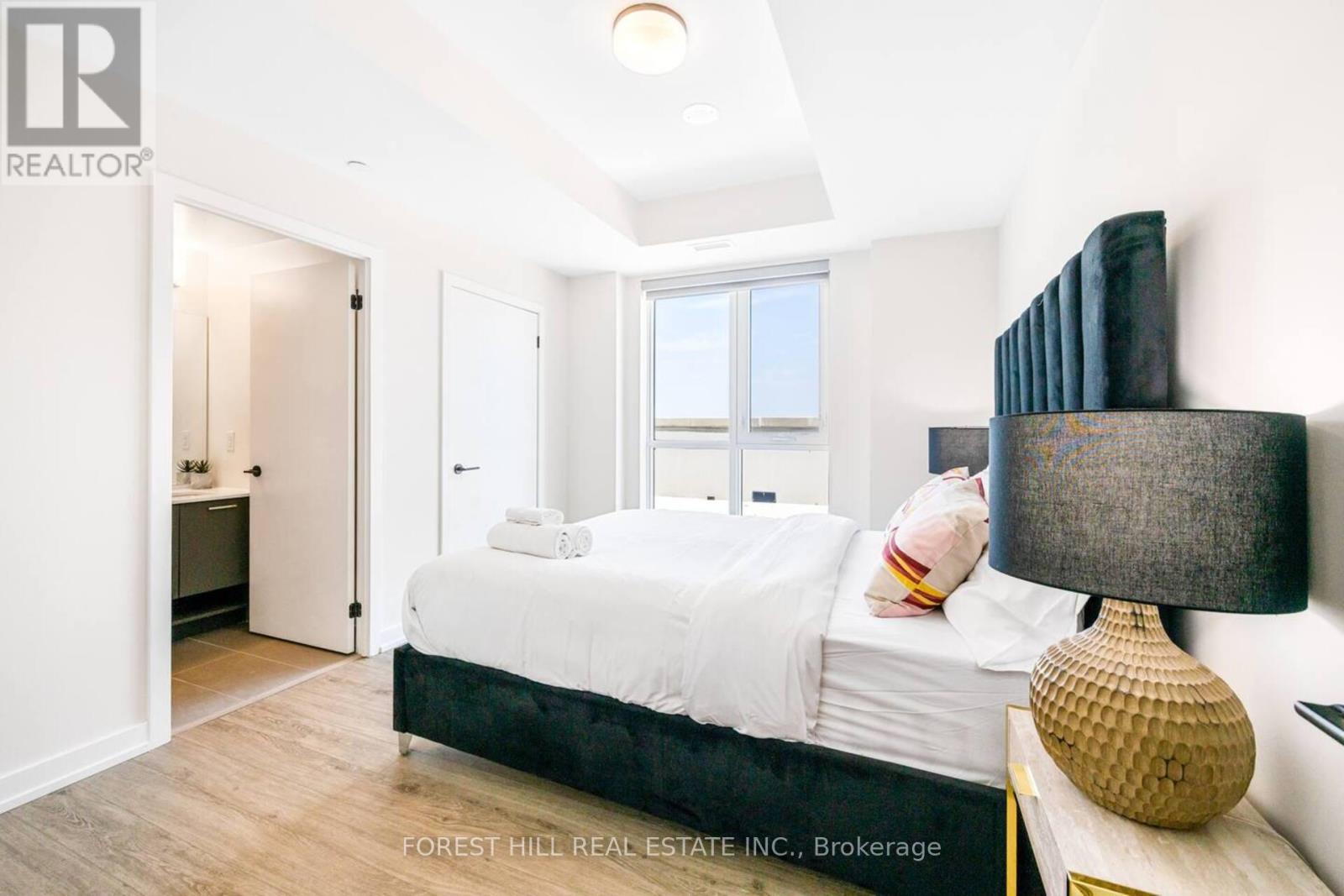 #913 2300 ST CLAIR AVE AVENUE W - 16
