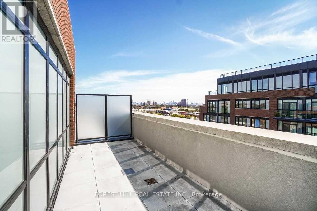 #913 2300 ST CLAIR AVE AVENUE W - 38
