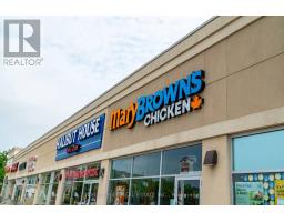 913 - 2300 St Clair Ave Avenue W, Toronto, ON M6N0B3 Photo 44