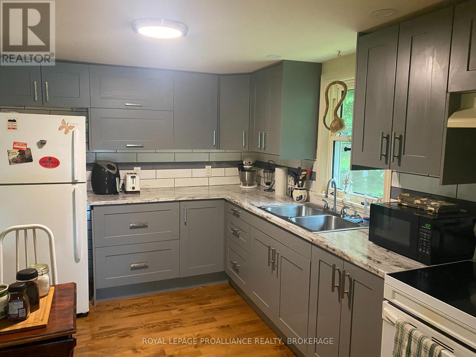 104 ELLISVILLE ROAD - 23