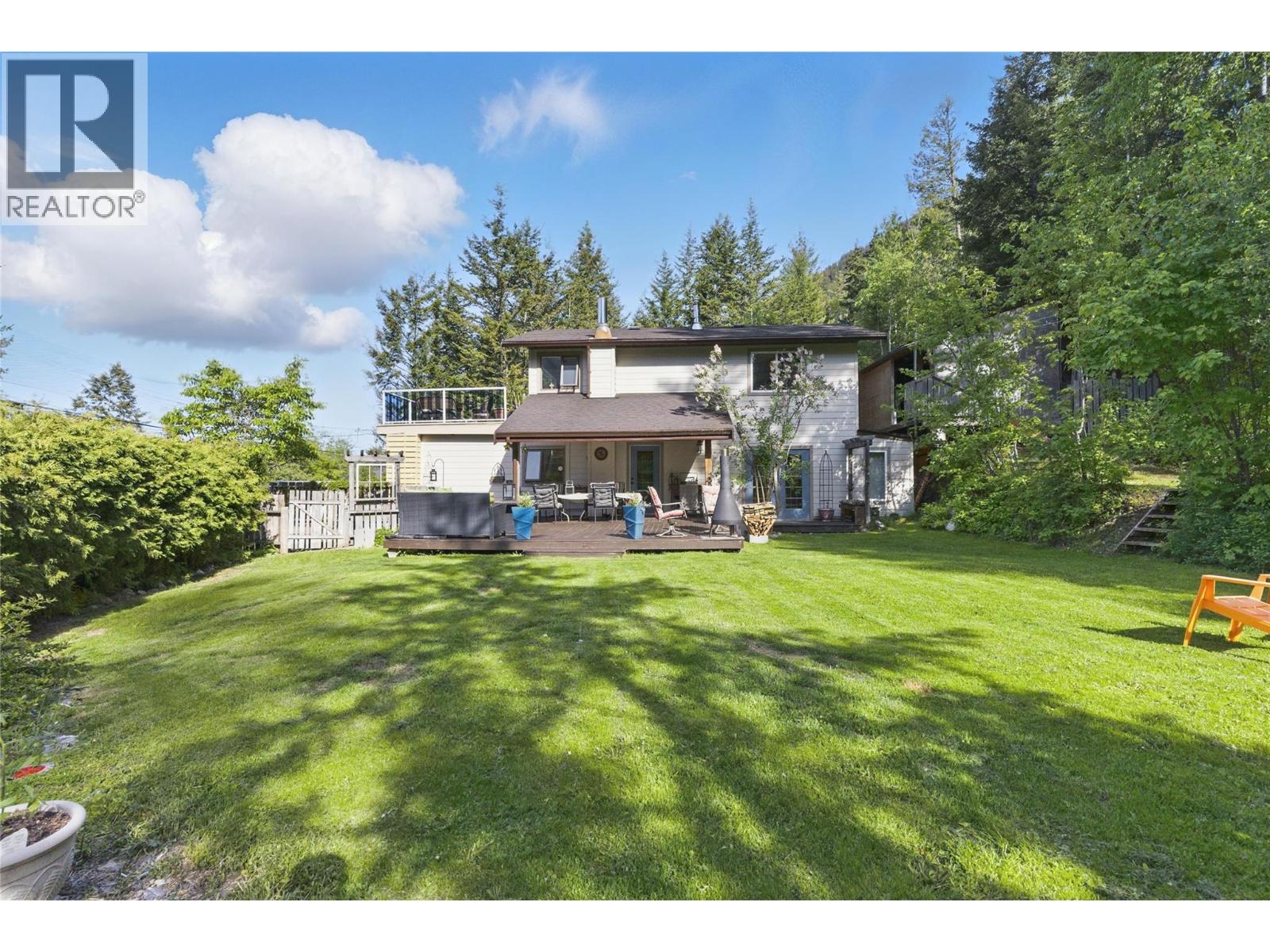 2250 PAUL LAKE Road - 11