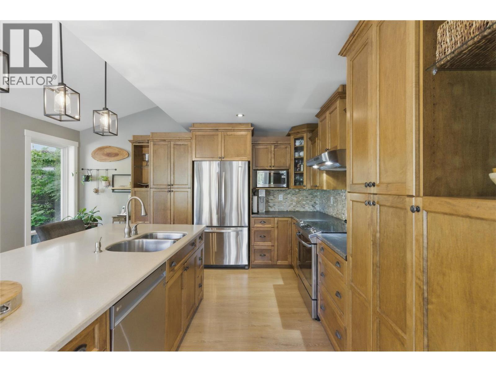 2250 PAUL LAKE Road - 19