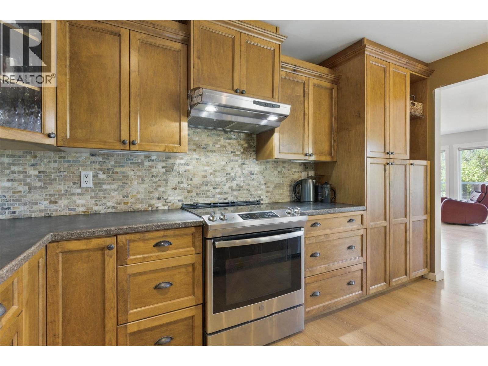 2250 PAUL LAKE Road - 21