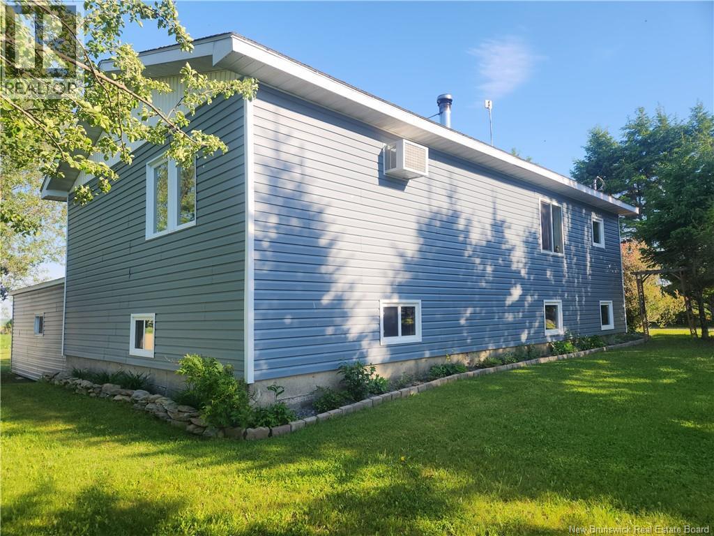 469 St-Amand Road - 5