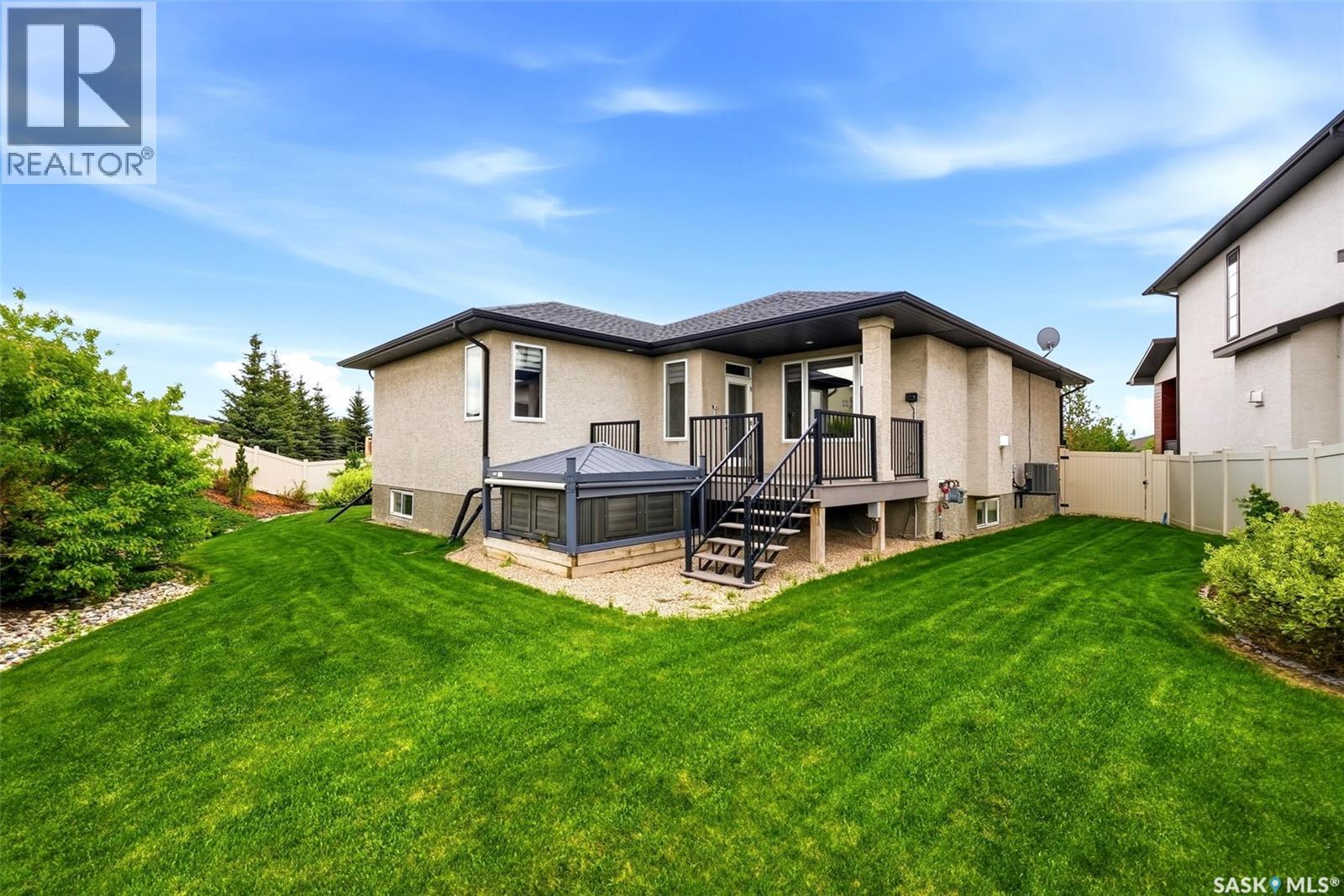 3921 Red Lily BAY — photo 53