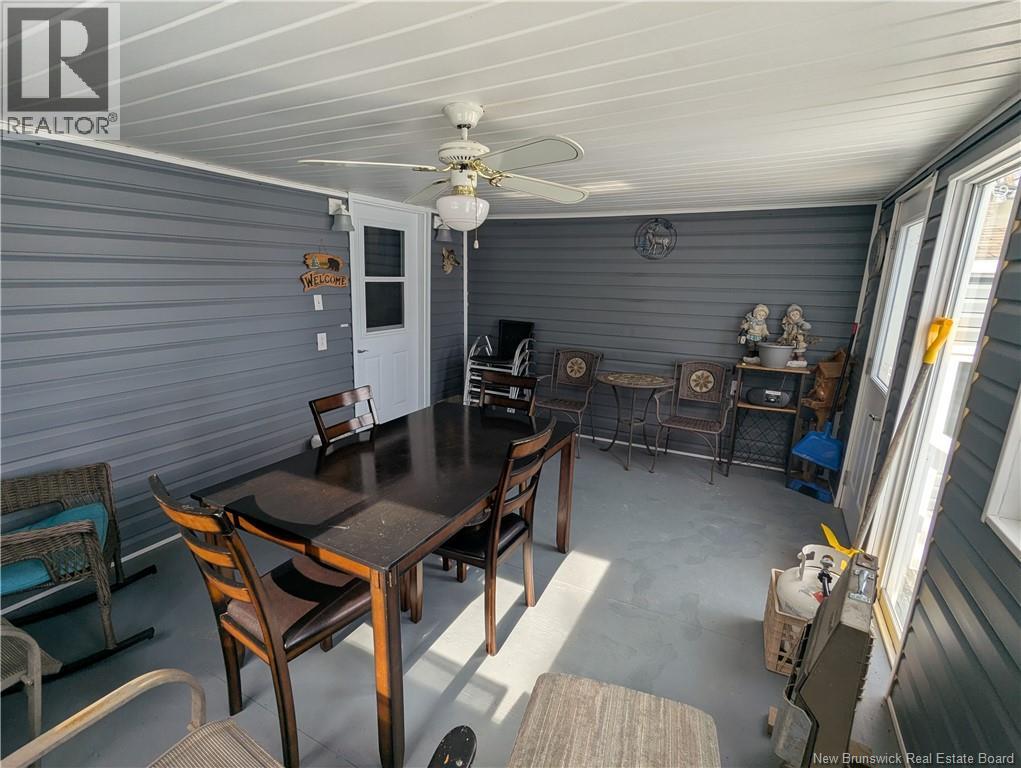 469 St-Amand Road - 11