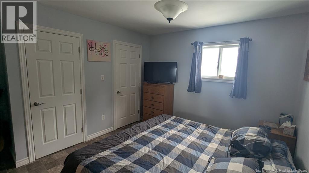 469 St-Amand Road - 19