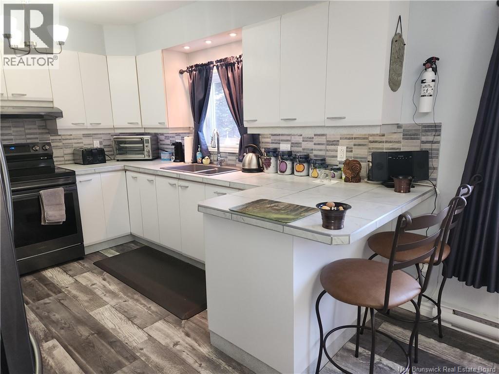 469 St-Amand Road - 14