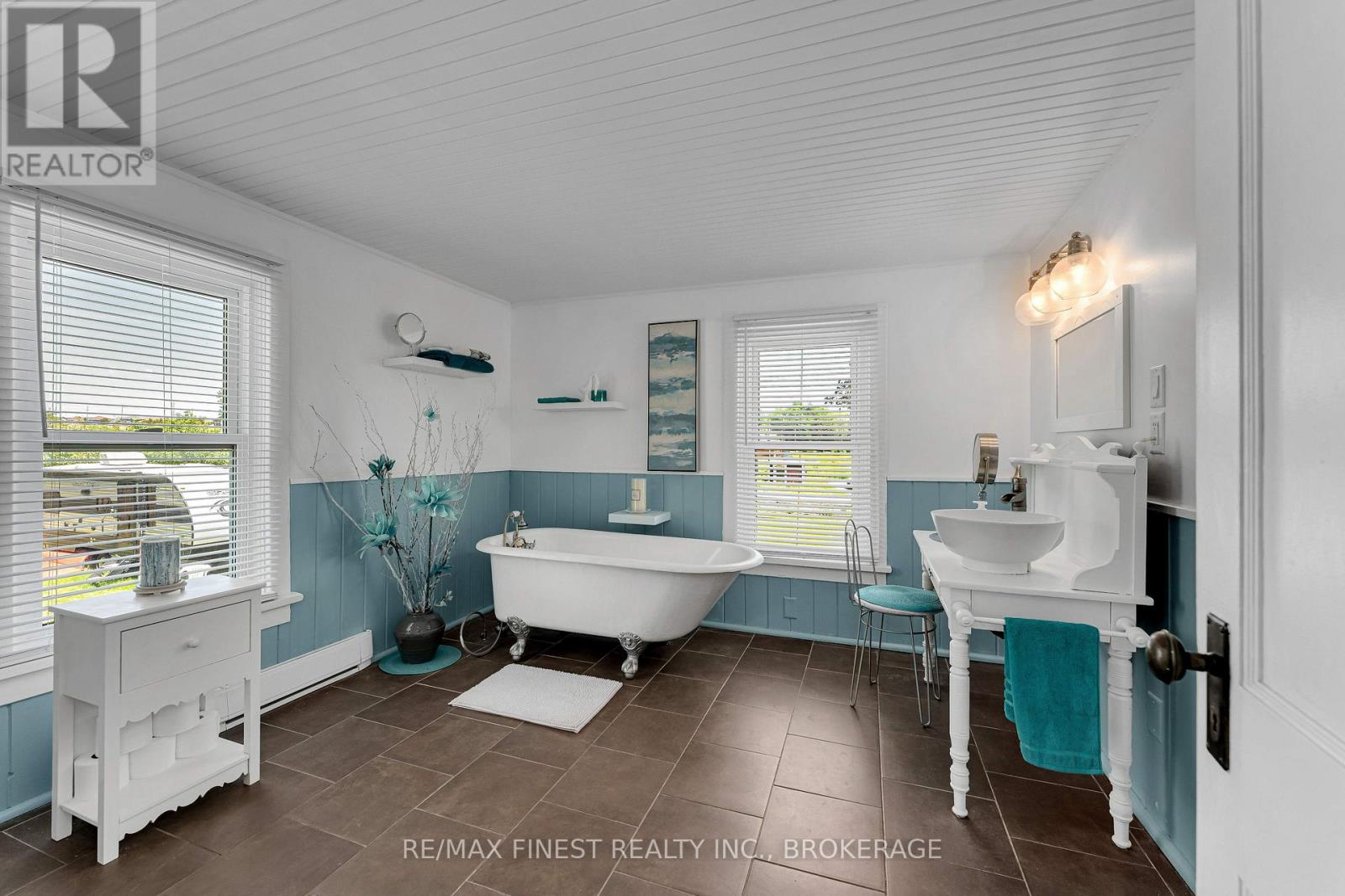 4669 BATH ROAD - 25
