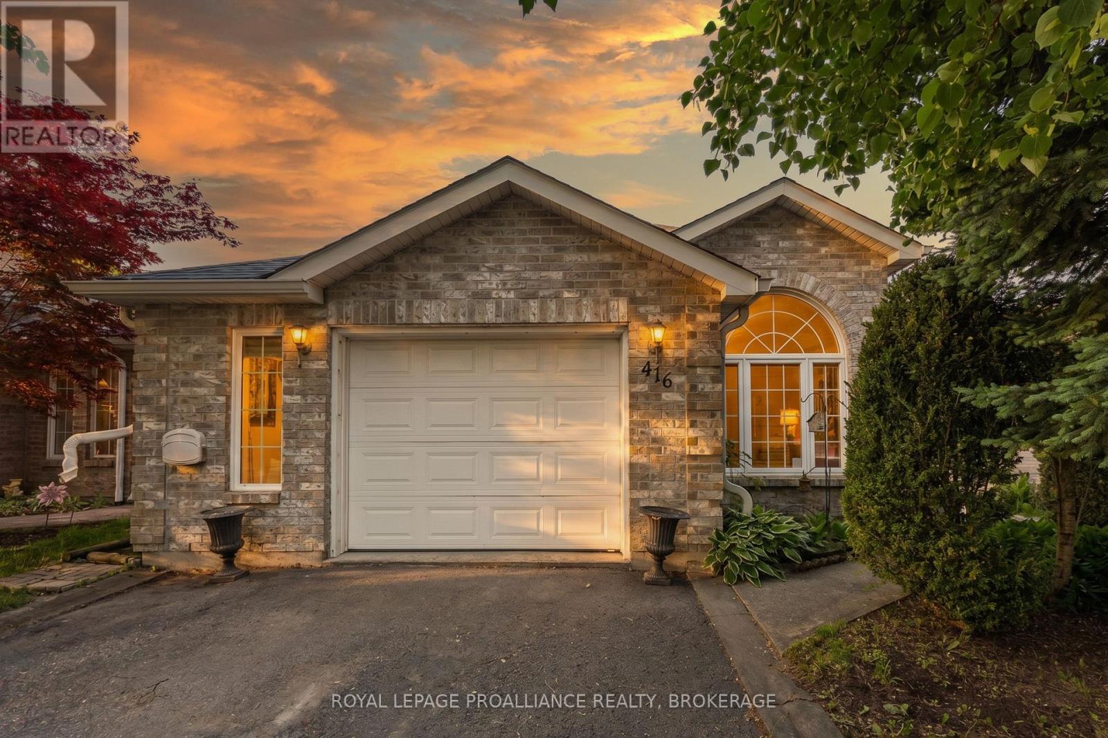 416 DOLSHIRE STREET - 1