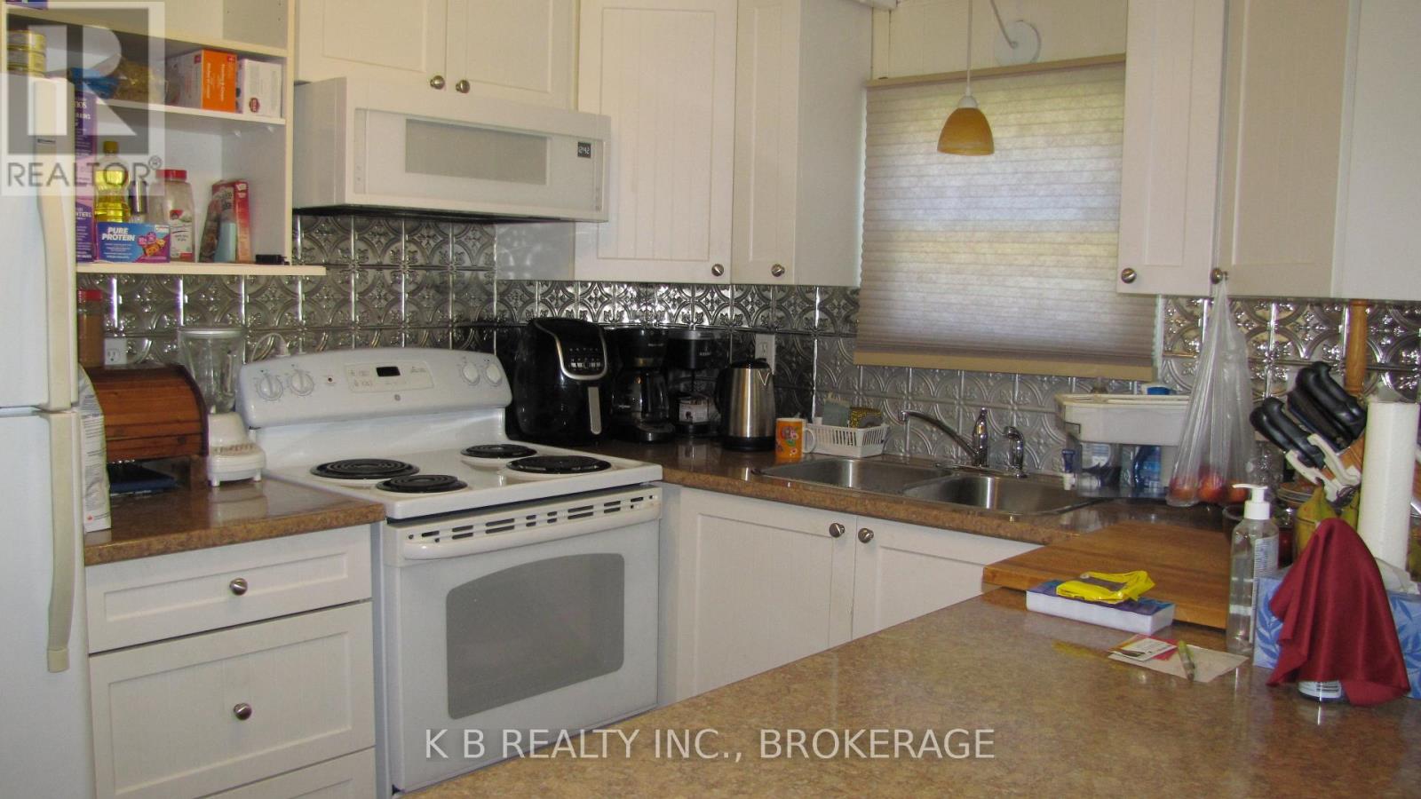 53 WORTHINGTON WAY - 6