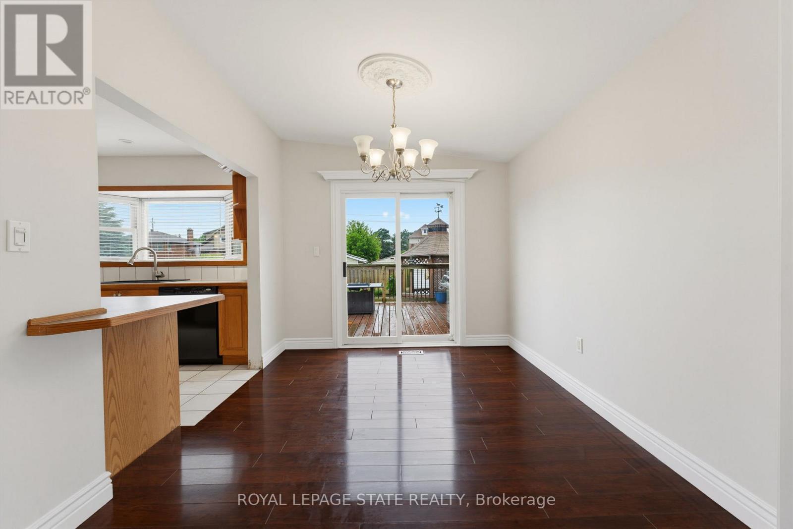 24 GRANDE AVENUE - 10