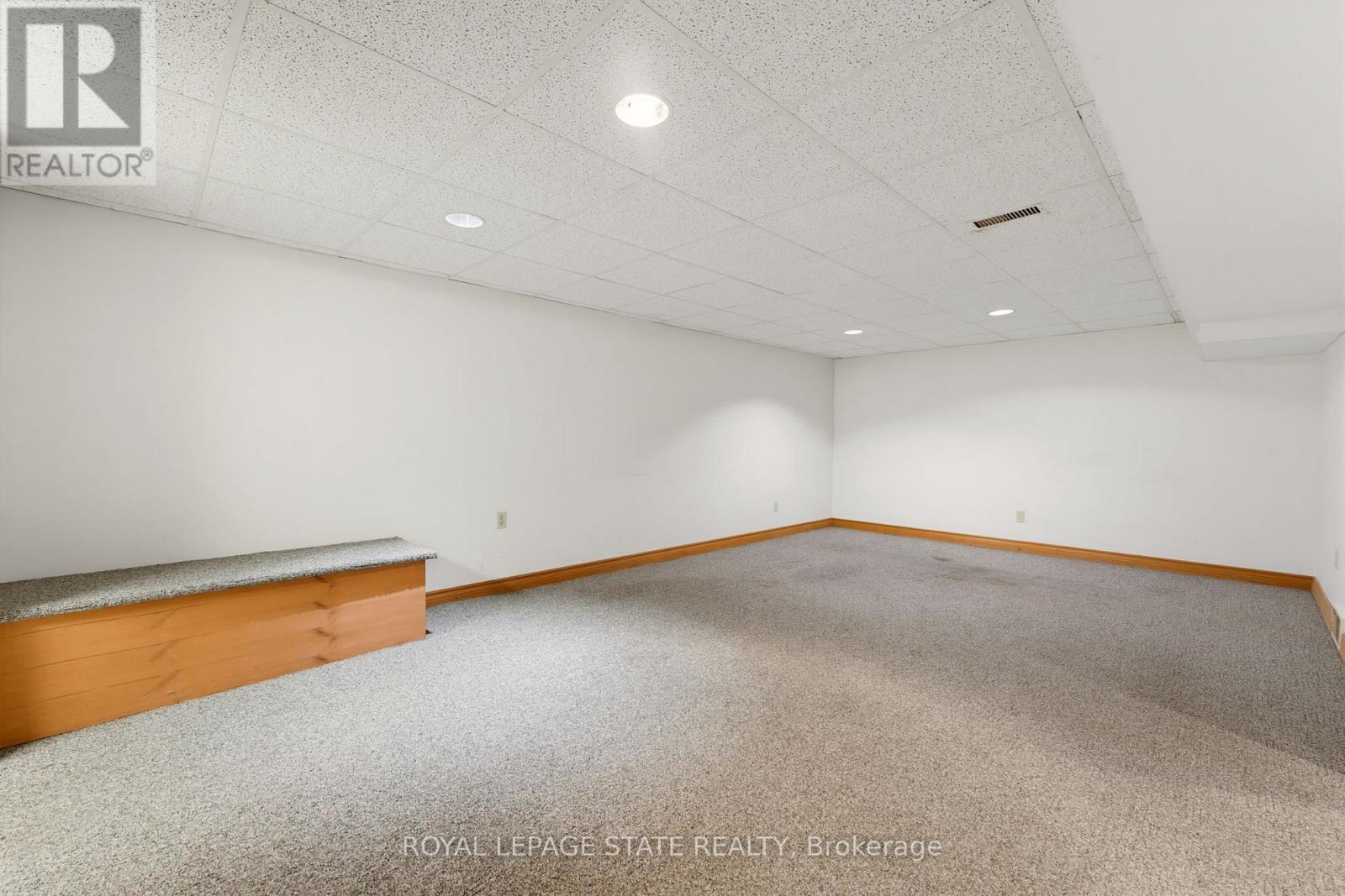 24 GRANDE AVENUE - 19
