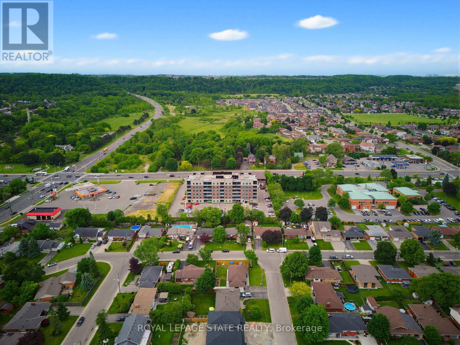 24 GRANDE AVENUE - 39