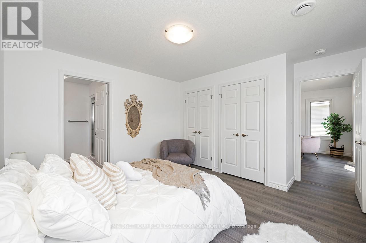 20 BLUFFS VIEW BOULEVARD - 22