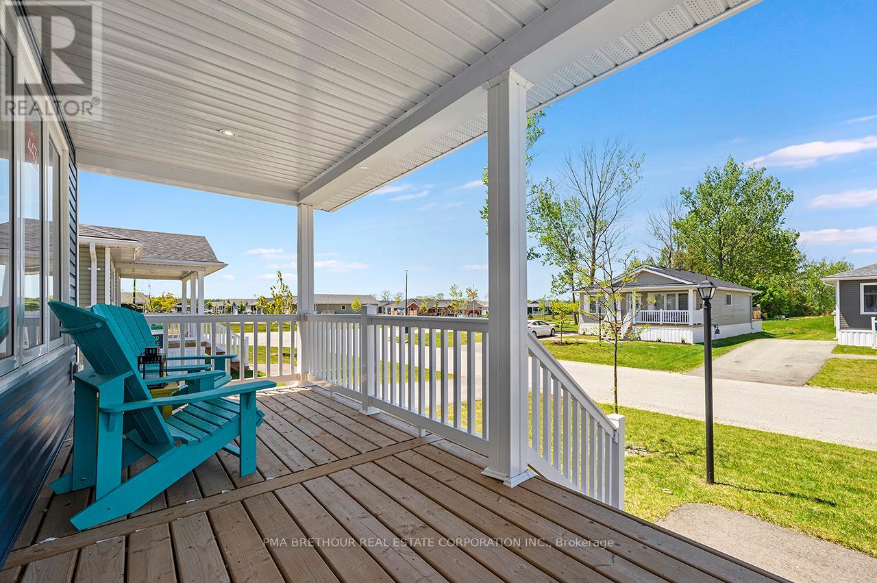 20 BLUFFS VIEW BOULEVARD - 3