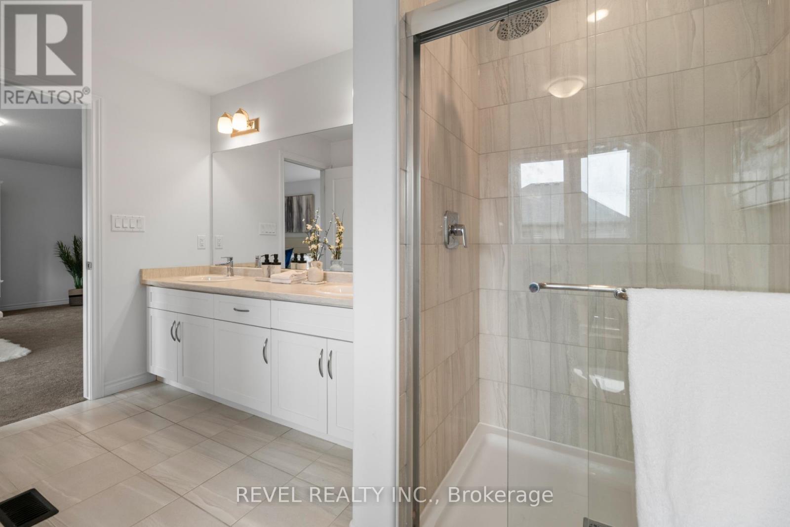 36 LADD AVENUE - 26