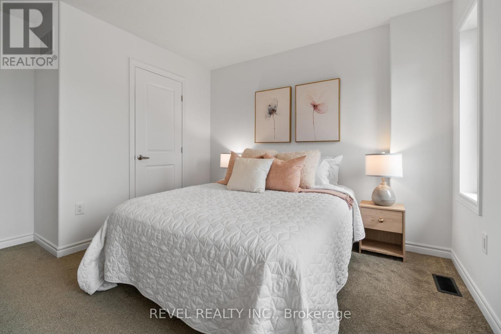 36 LADD AVENUE - 29