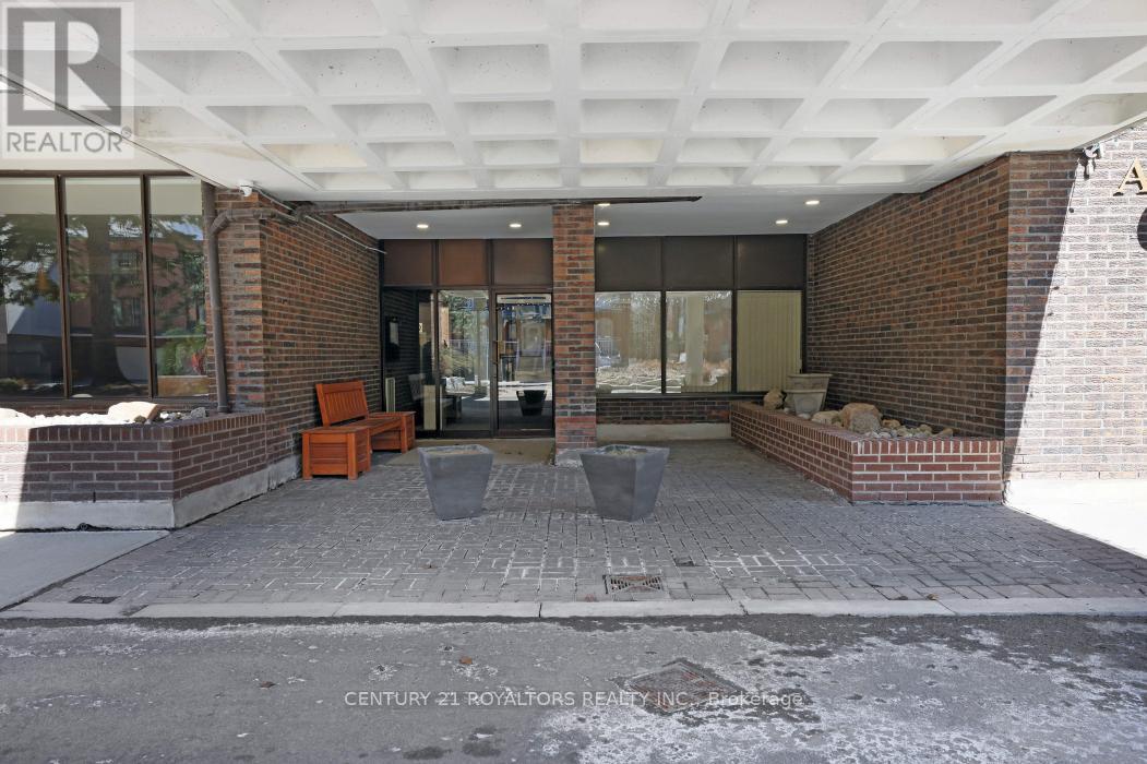 2 Bed, 2 Bath House for Sale in Ottawa – 1602 – 71 SOMERSET STREET W, Ottawa – MLS# X13426378 - Image 6