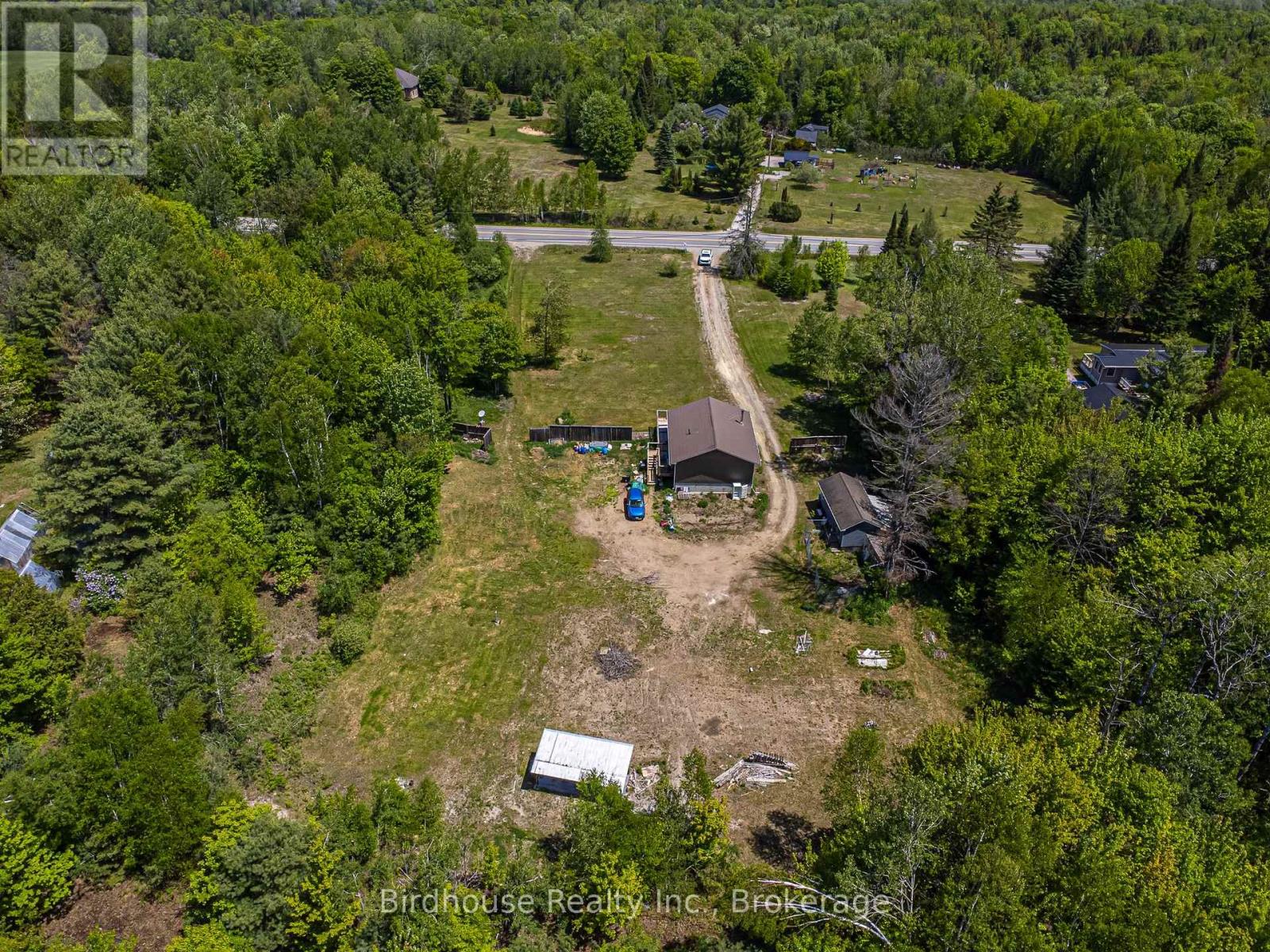 3399 GELERT ROAD - 29