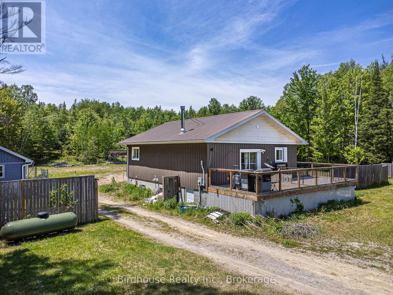 3399 GELERT ROAD - 6